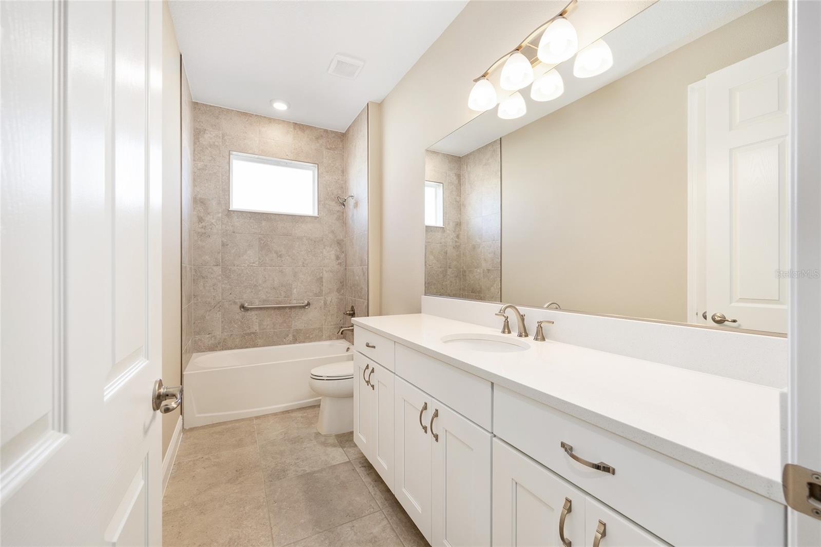 Image 31 of 40 For 10020 106th Circle