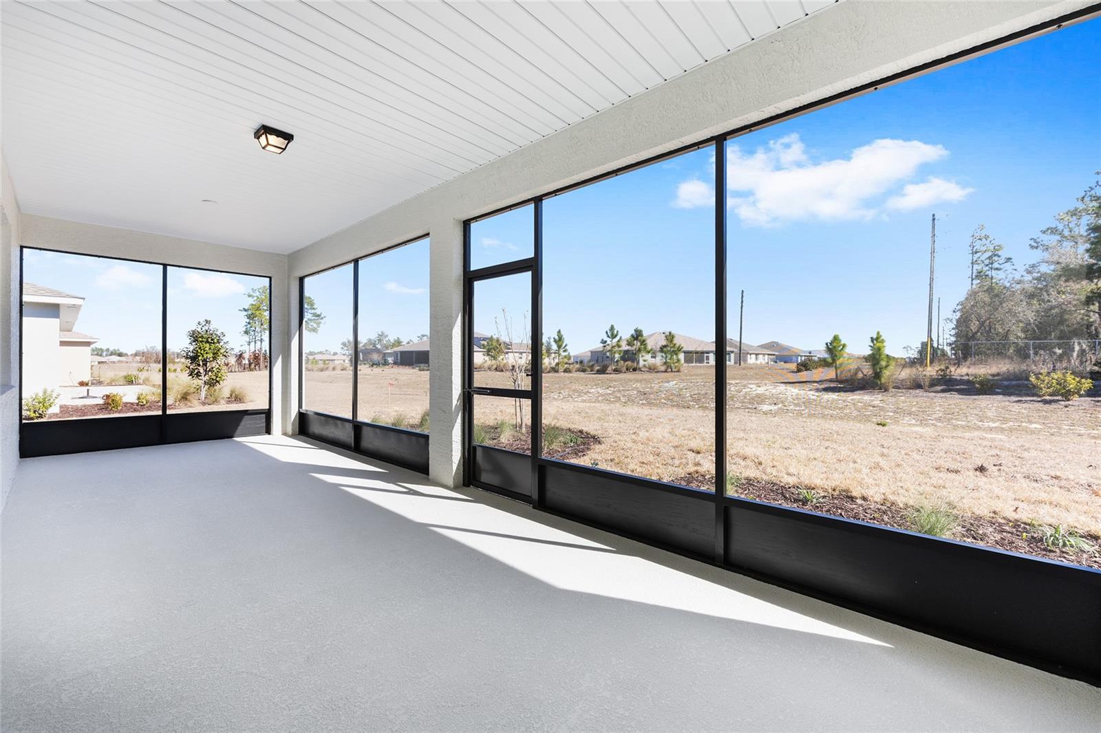 Image 36 of 40 For 10020 106th Circle