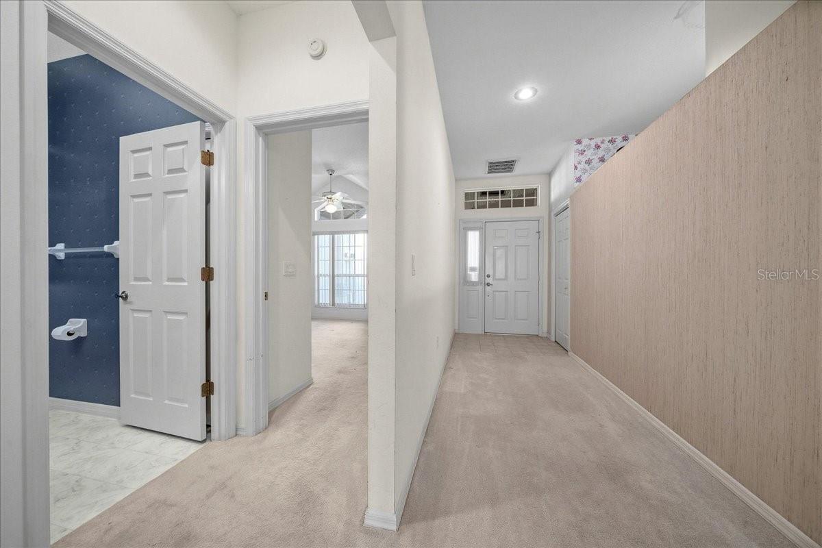 Image 23 of 36 For 6818 Queensbury Lane