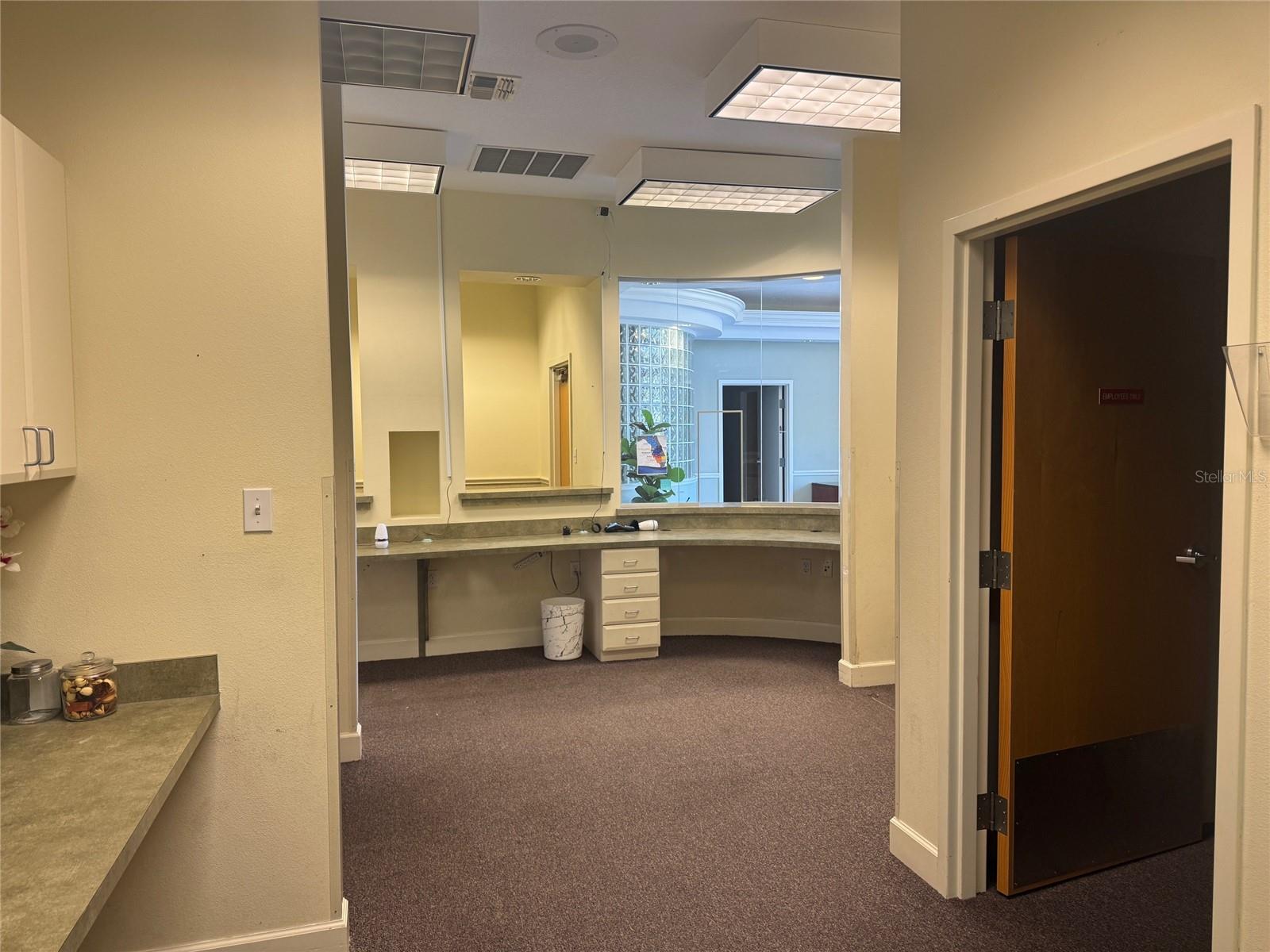 Image 6 of 55 For 1630 18th Street 300