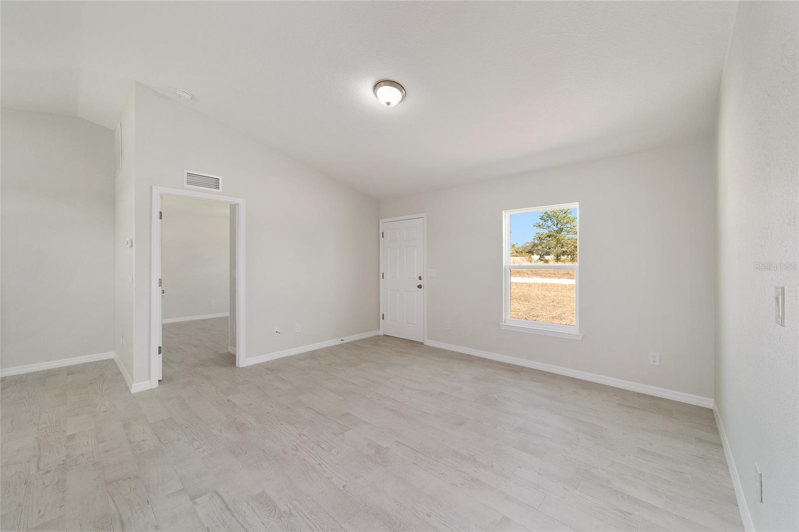 Image 12 of 50 For 12398 102nd Terrace