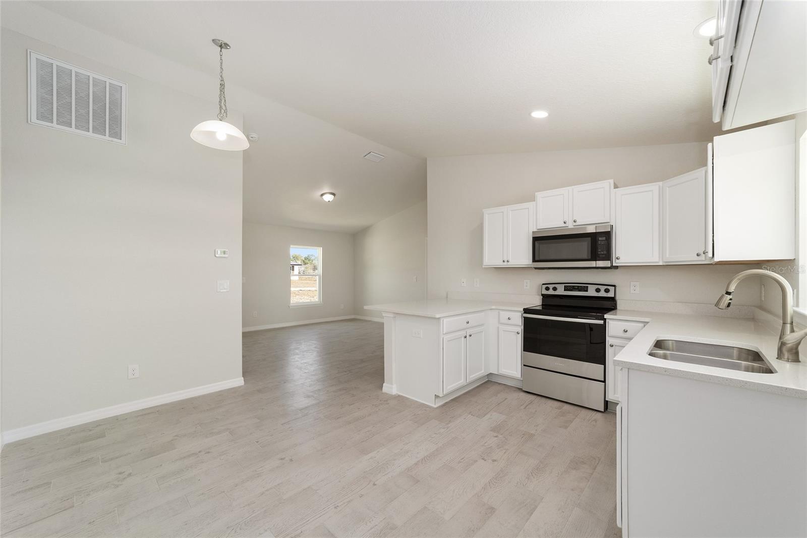 Image 16 of 50 For 12398 102nd Terrace