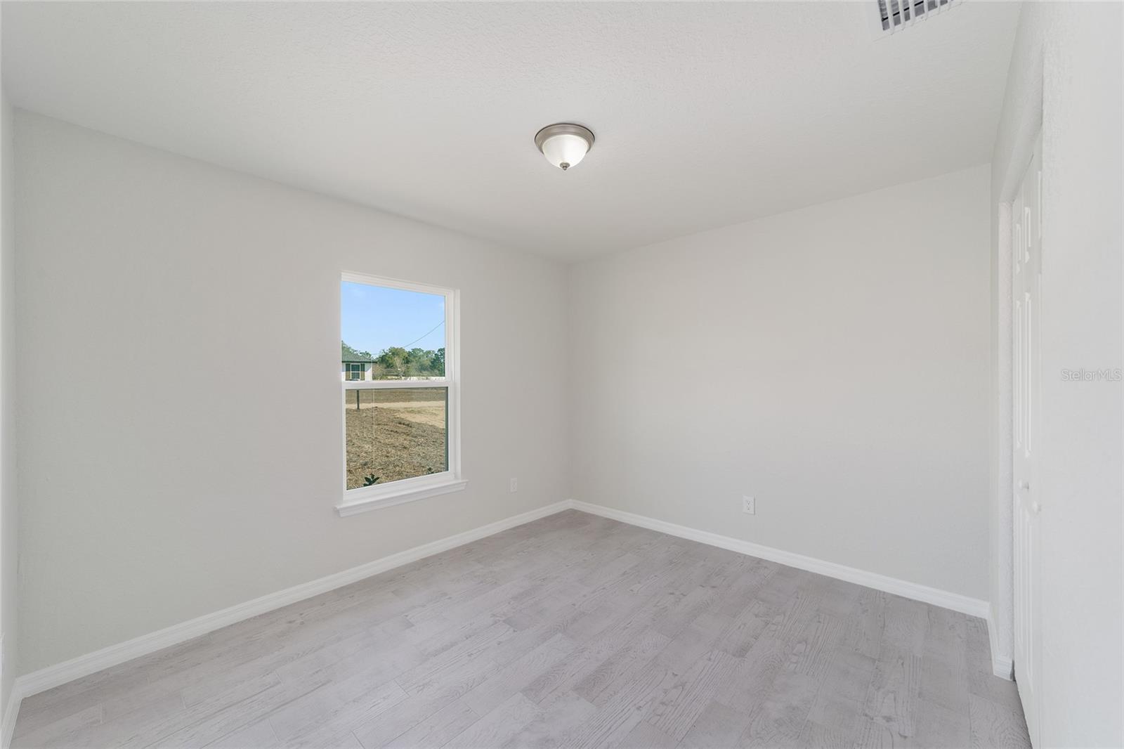 Image 27 of 50 For 12398 102nd Terrace