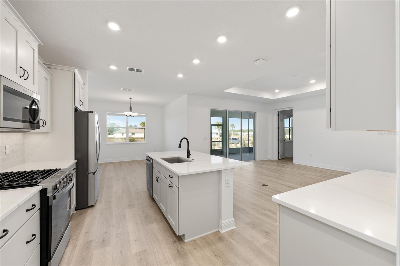 Image 20 of 38 For 9936 106th Circle