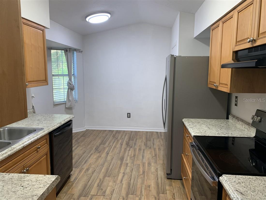 Image 12 of 34 For 4325 3rd Court