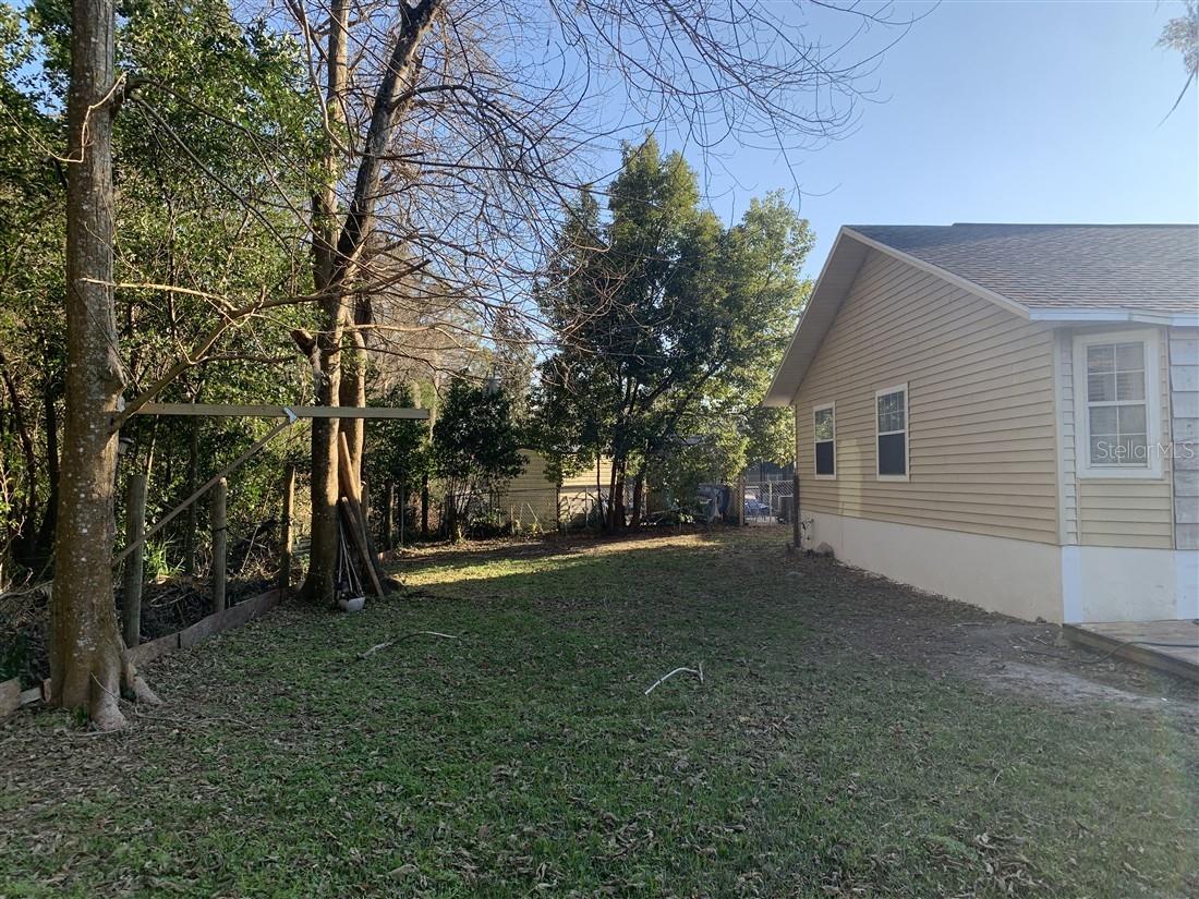 Image 29 of 34 For 4325 3rd Court