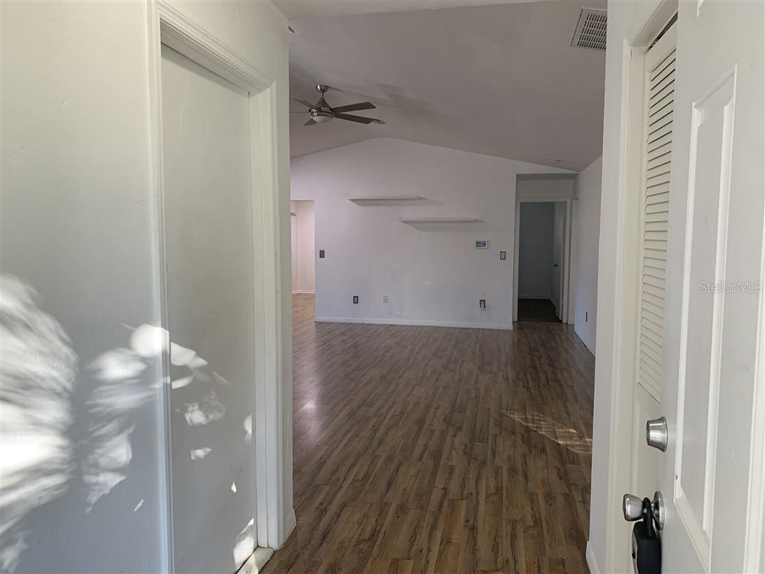 Image 6 of 34 For 4325 3rd Court