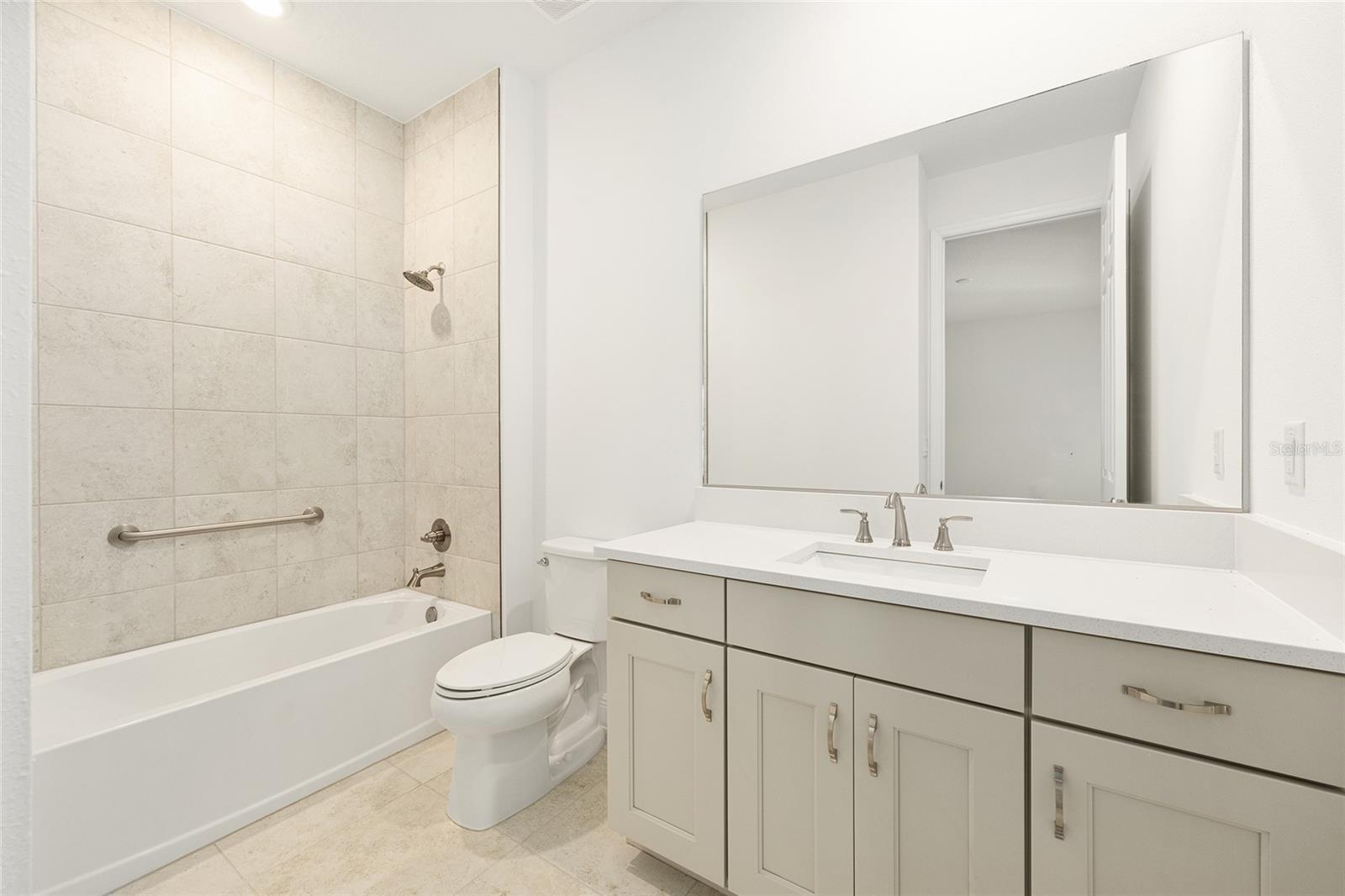 Image 15 of 46 For 9918 106th Circle