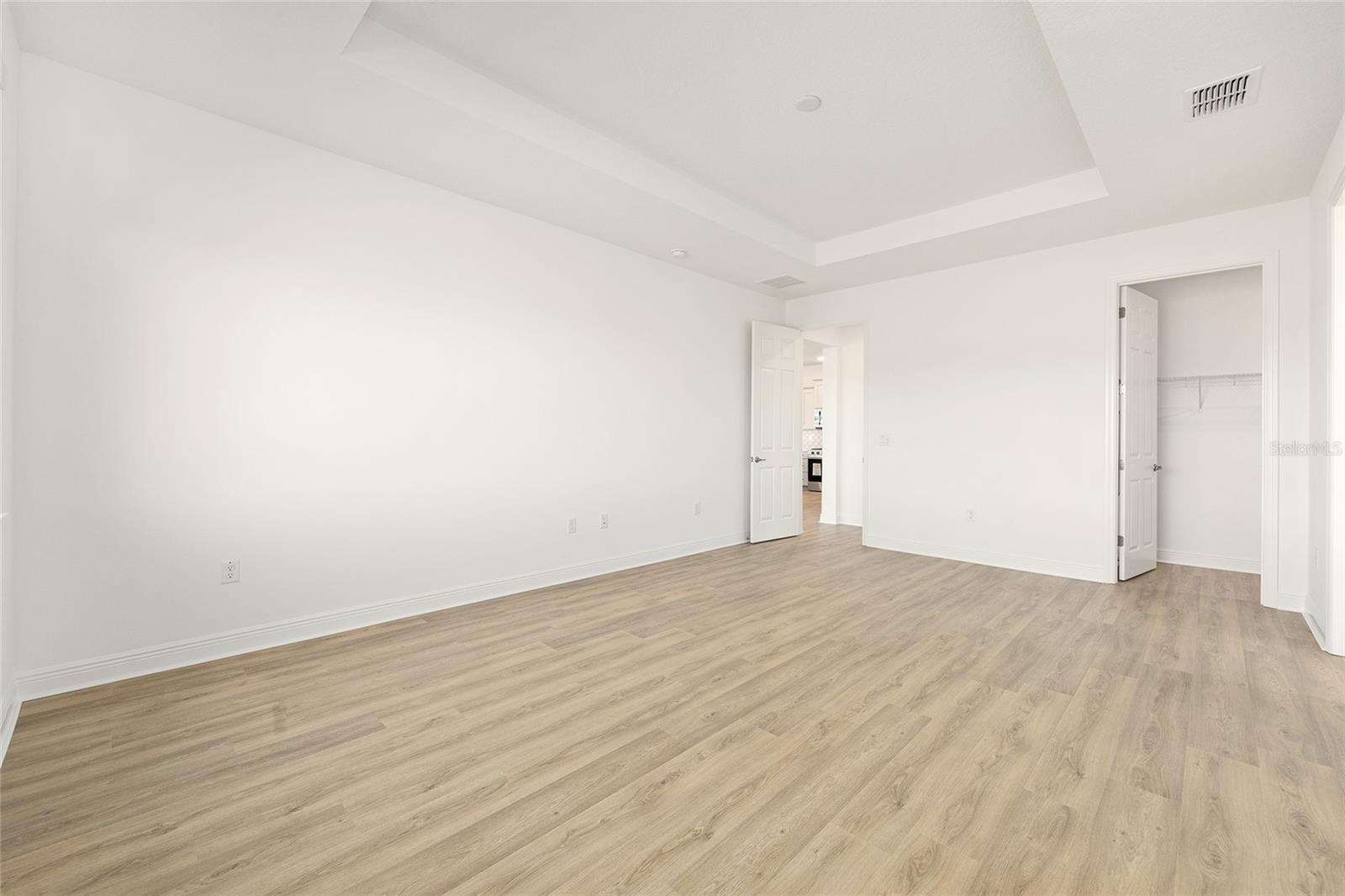 Image 34 of 46 For 9918 106th Circle