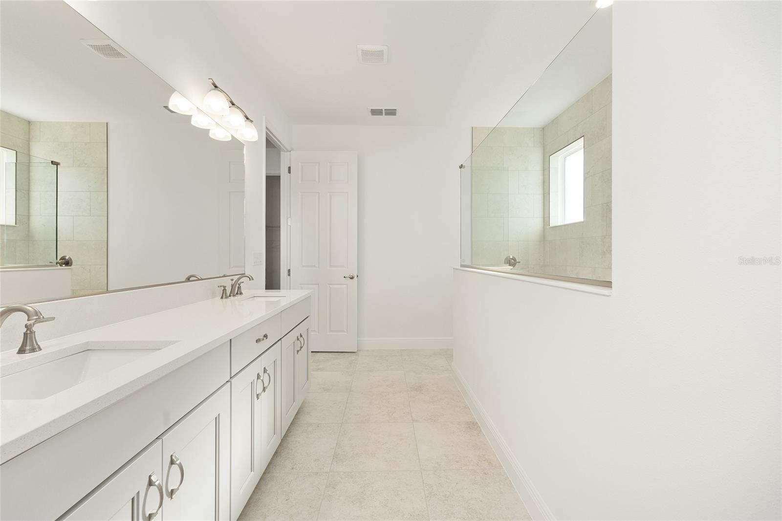 Image 37 of 46 For 9918 106th Circle