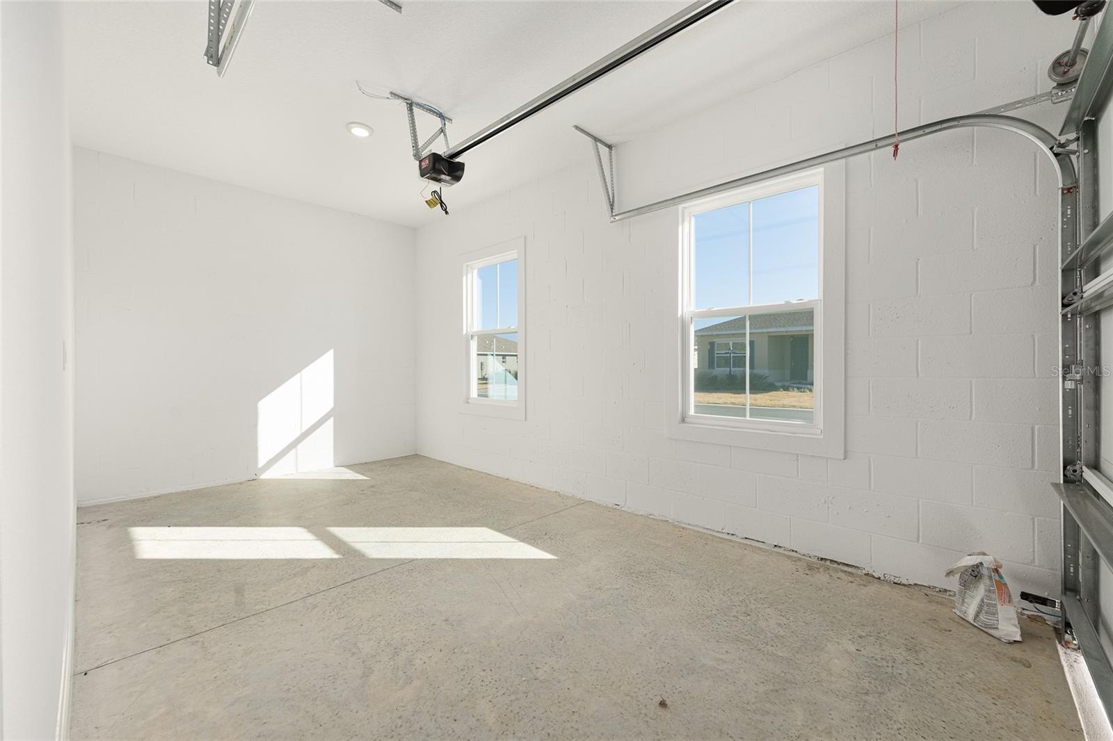 Image 40 of 46 For 9918 106th Circle