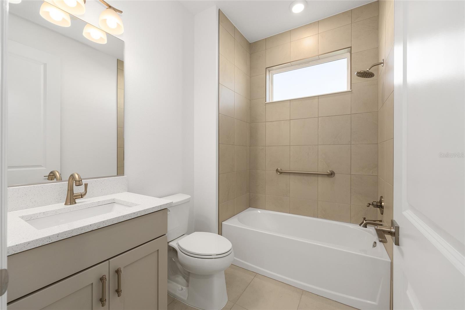 Image 11 of 39 For 10634 101st Lane Road