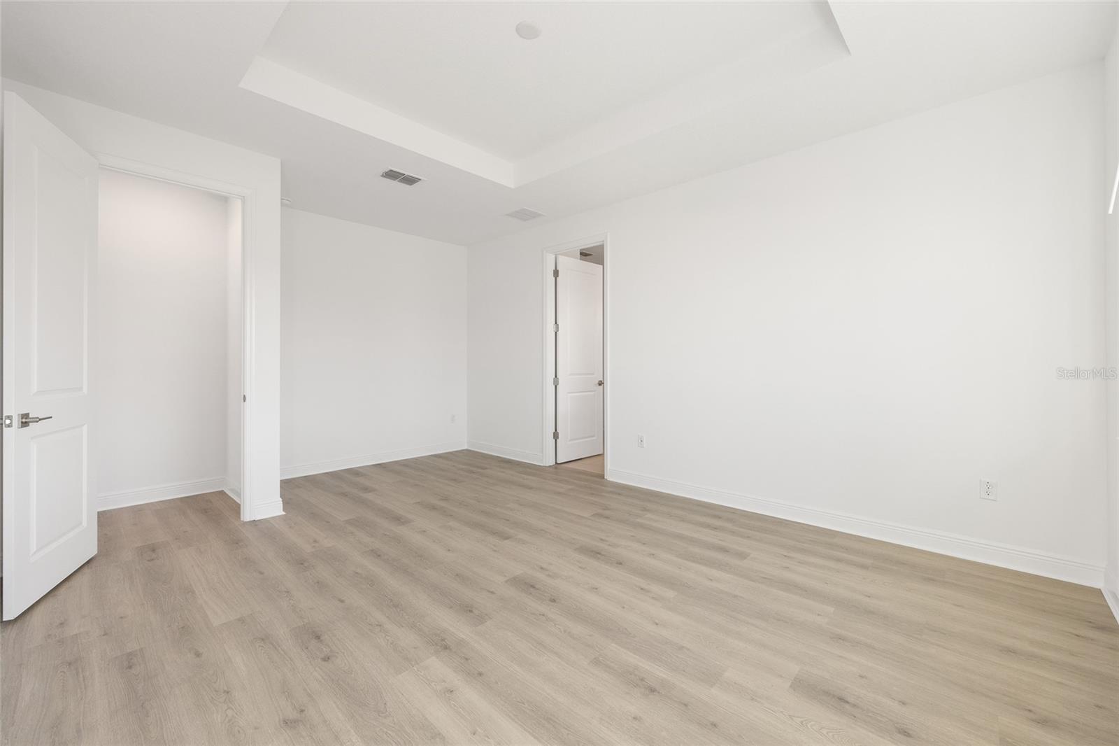 Image 24 of 39 For 10634 101st Lane Road