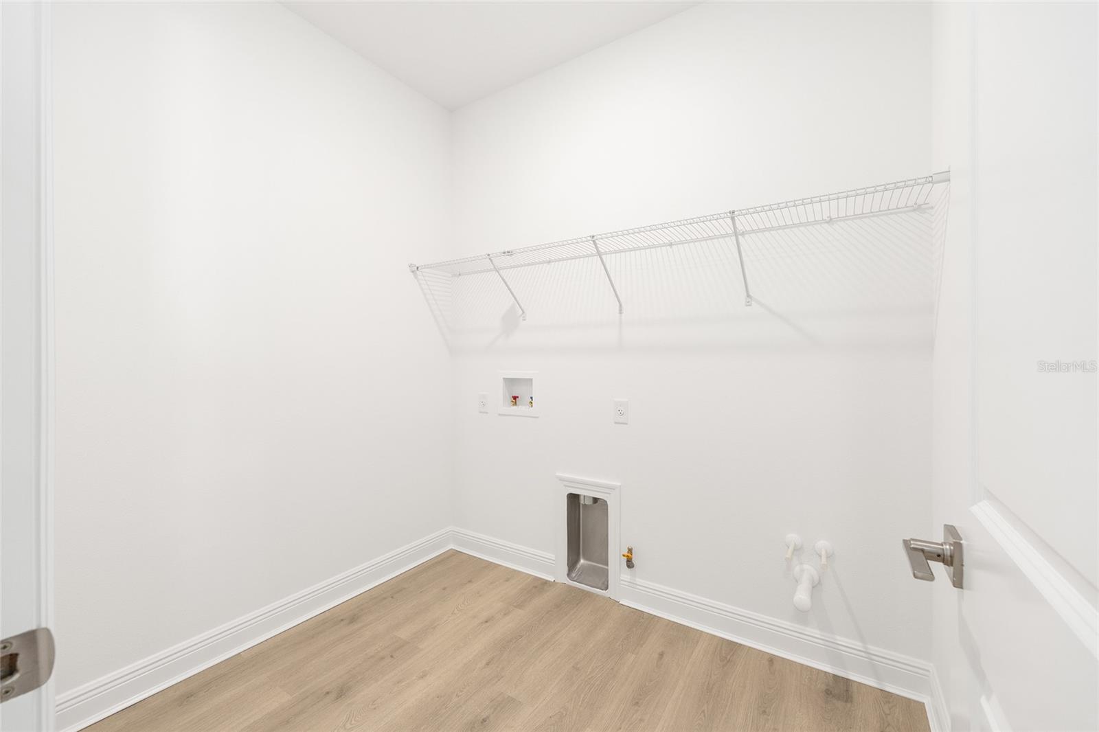 Image 31 of 39 For 10634 101st Lane Road