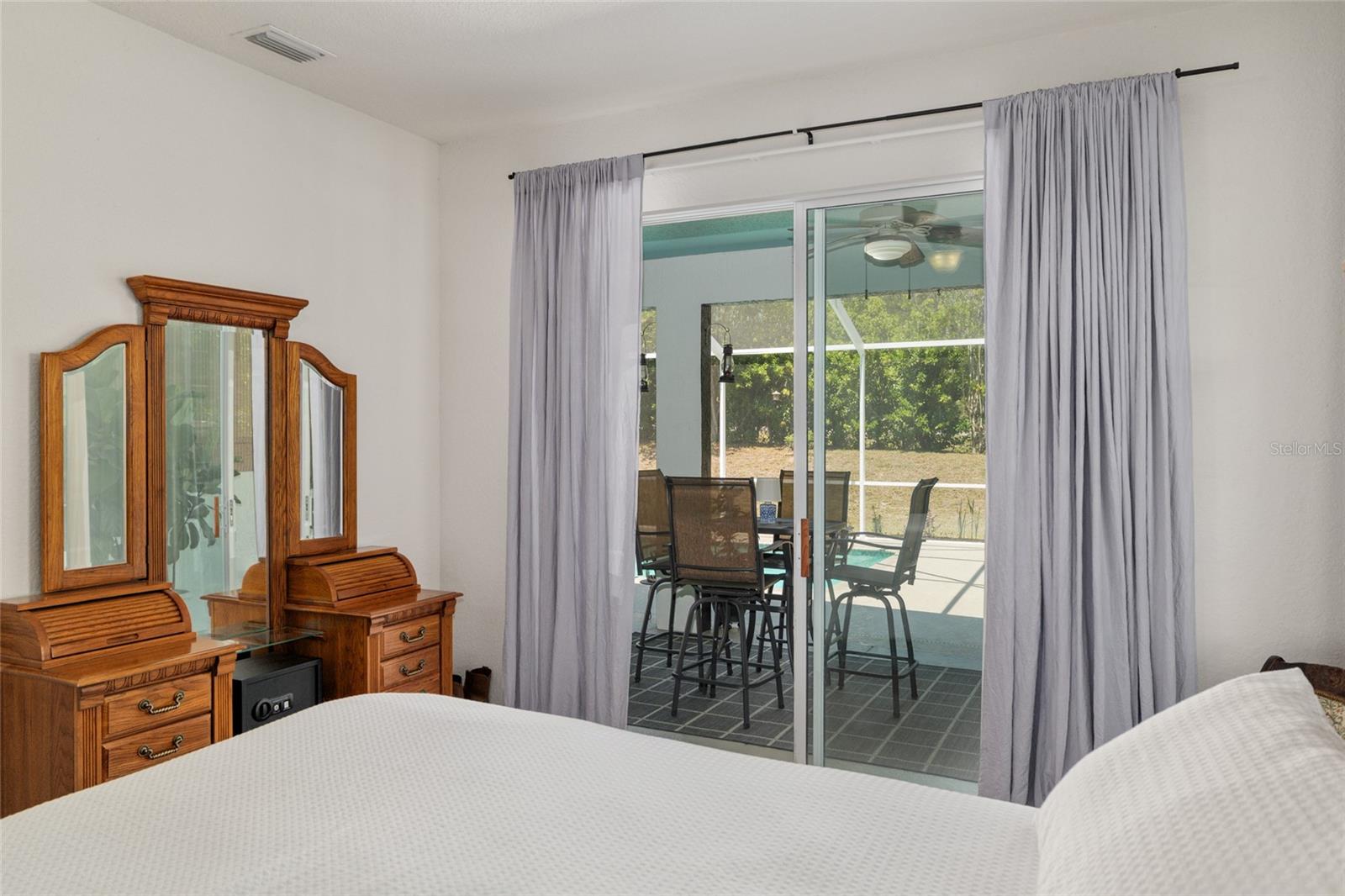 Image 11 of 50 For 19395 100th Loop