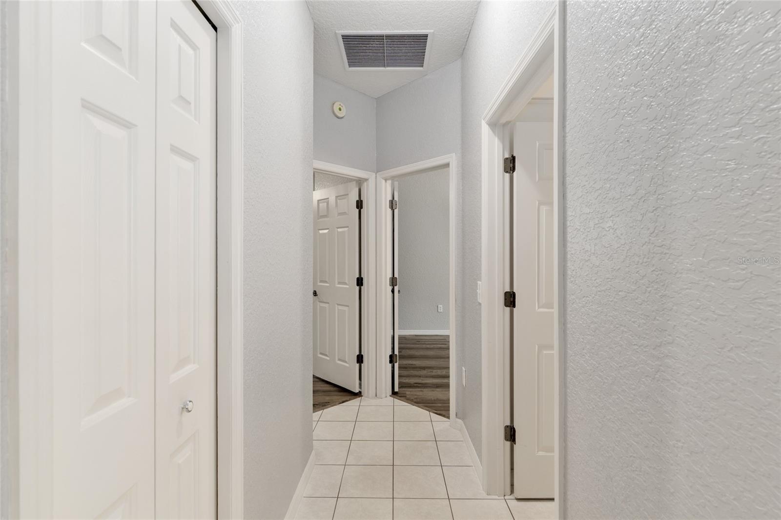 Image 25 of 50 For 19395 100th Loop