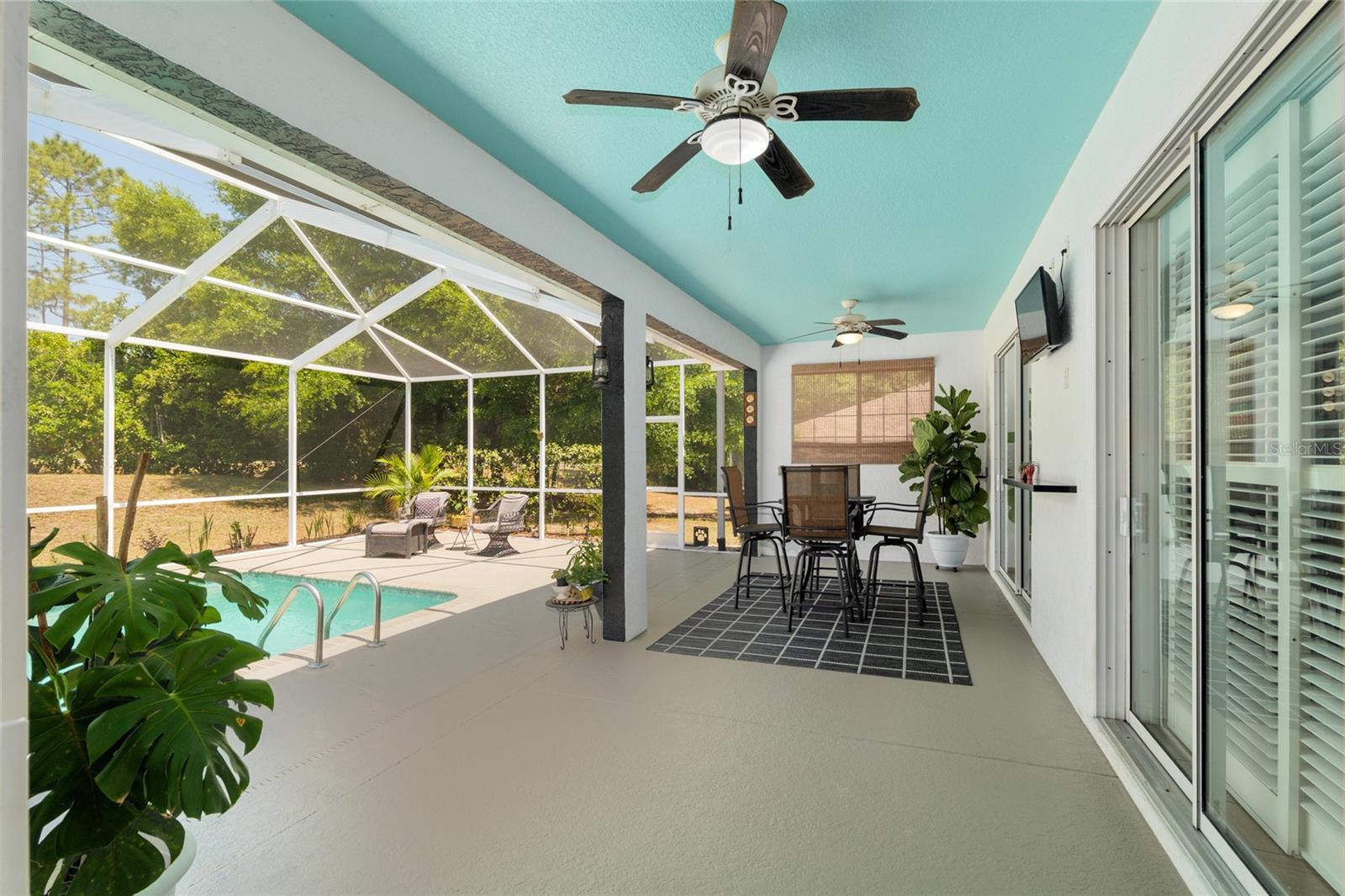 Image 33 of 50 For 19395 100th Loop