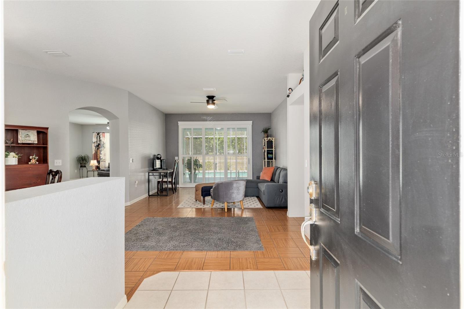 Image 4 of 50 For 19395 100th Loop