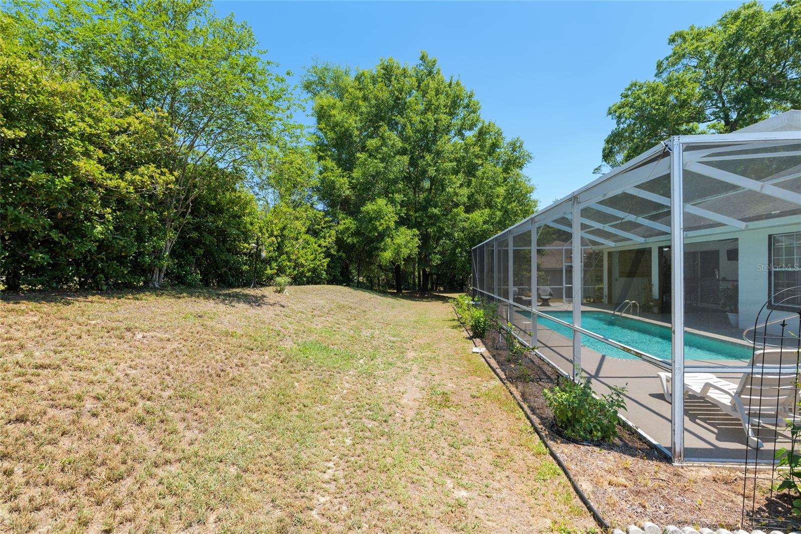 Image 41 of 50 For 19395 100th Loop