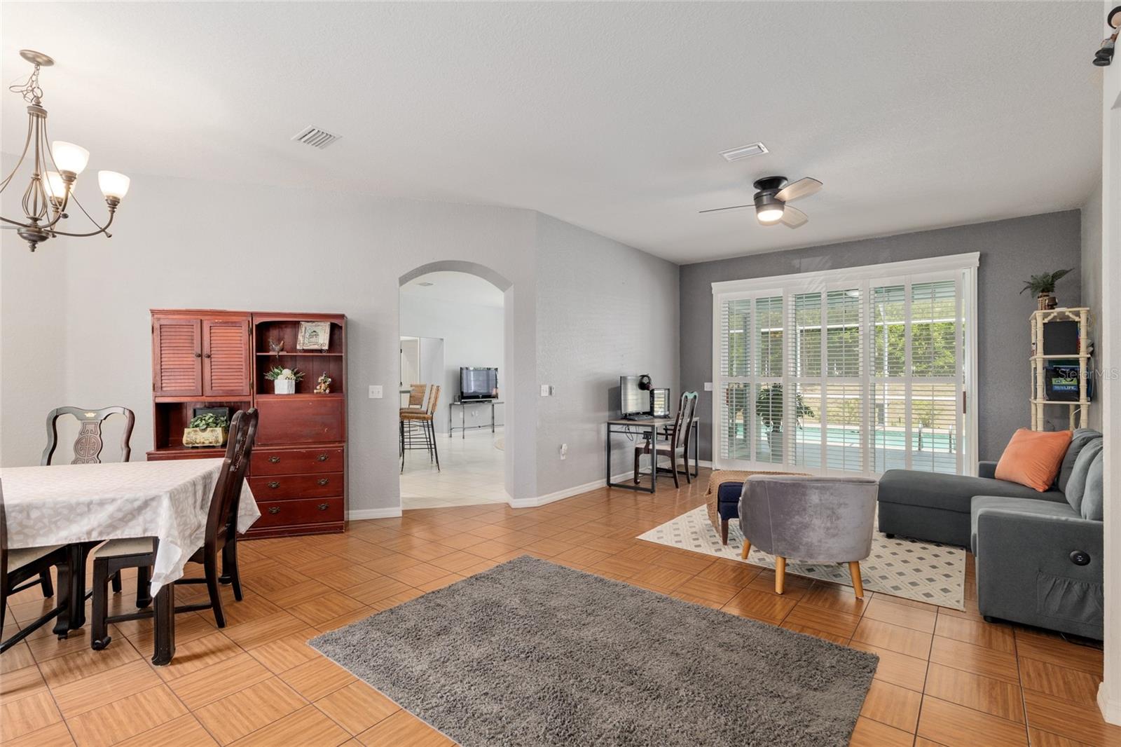 Image 5 of 50 For 19395 100th Loop