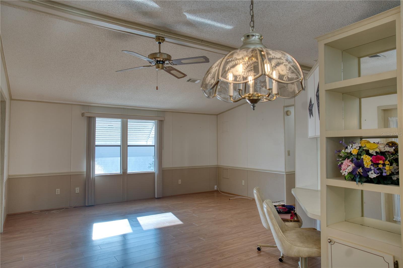 Image 9 of 25 For 1863 Schwartz Boulevard