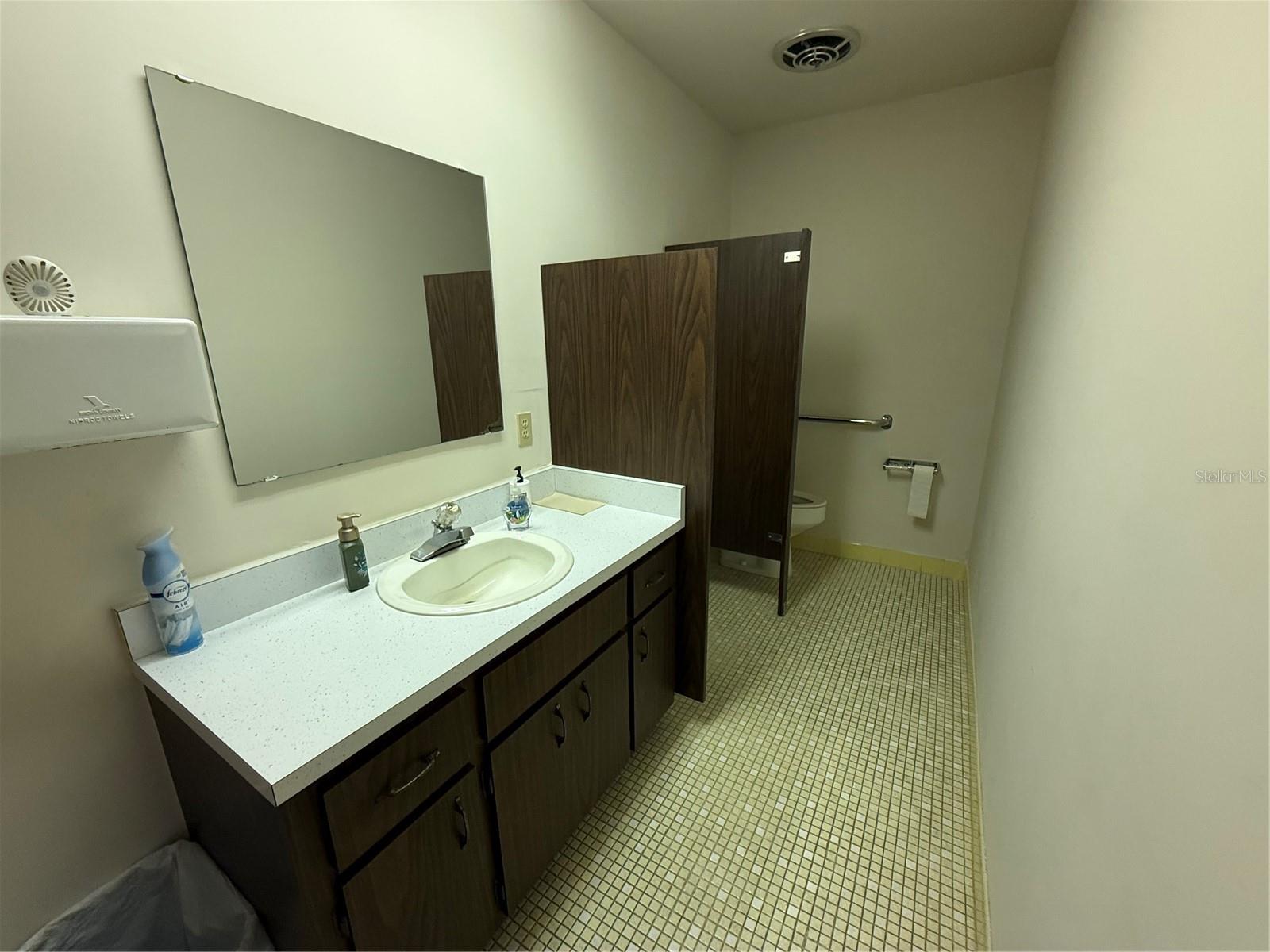 Image 11 of 12 For 1212 36th Avenue