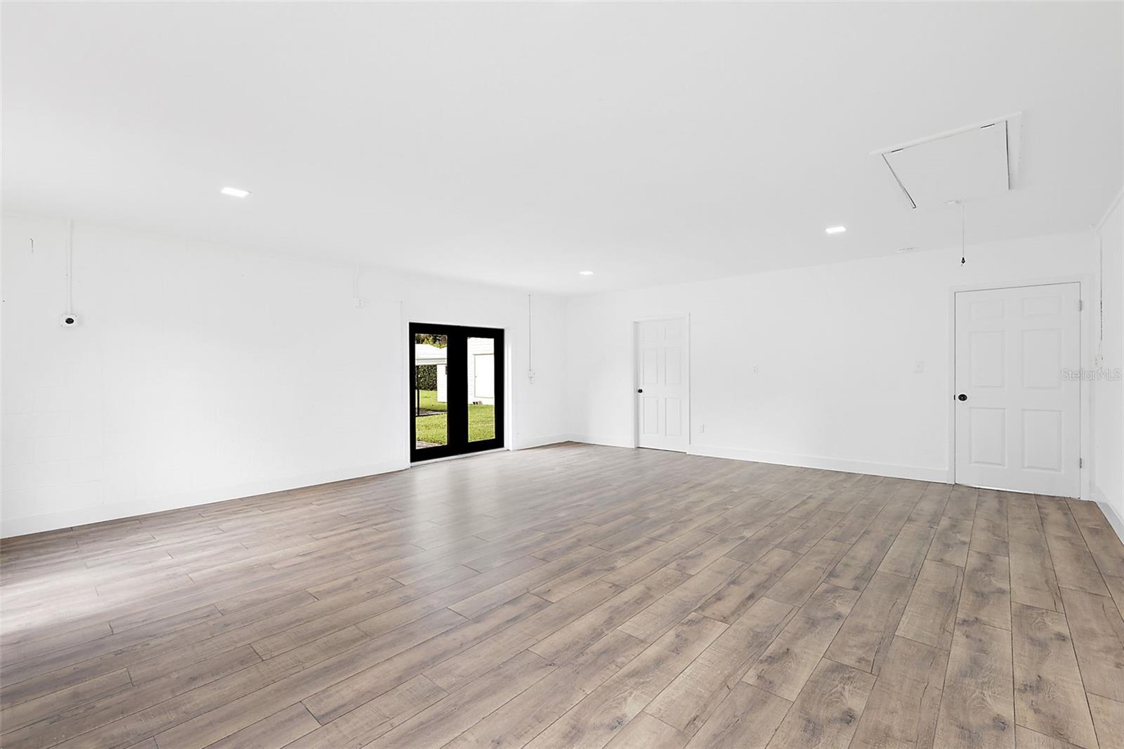 Image 26 of 31 For 1862 40th Court