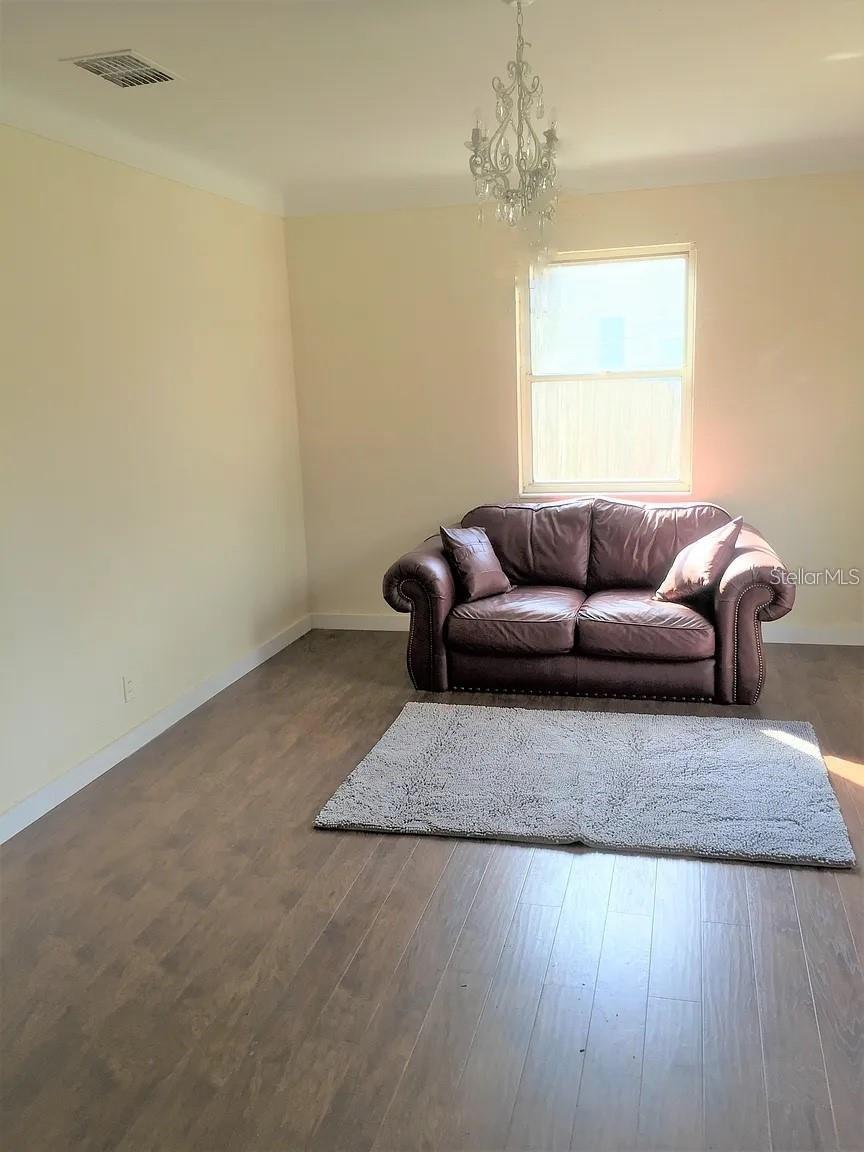 Image 3 of 10 For 762 60th Avenue Ne