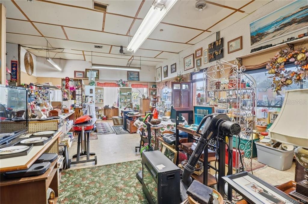 Image 17 of 46 For 103 Main Street