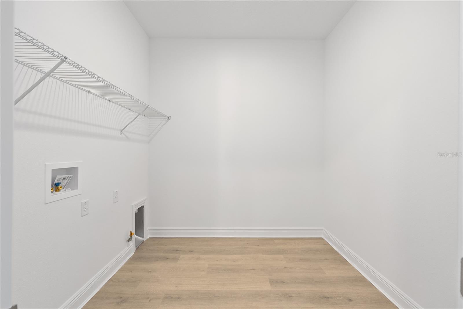 Image 26 of 38 For 10602 101st Lane Road