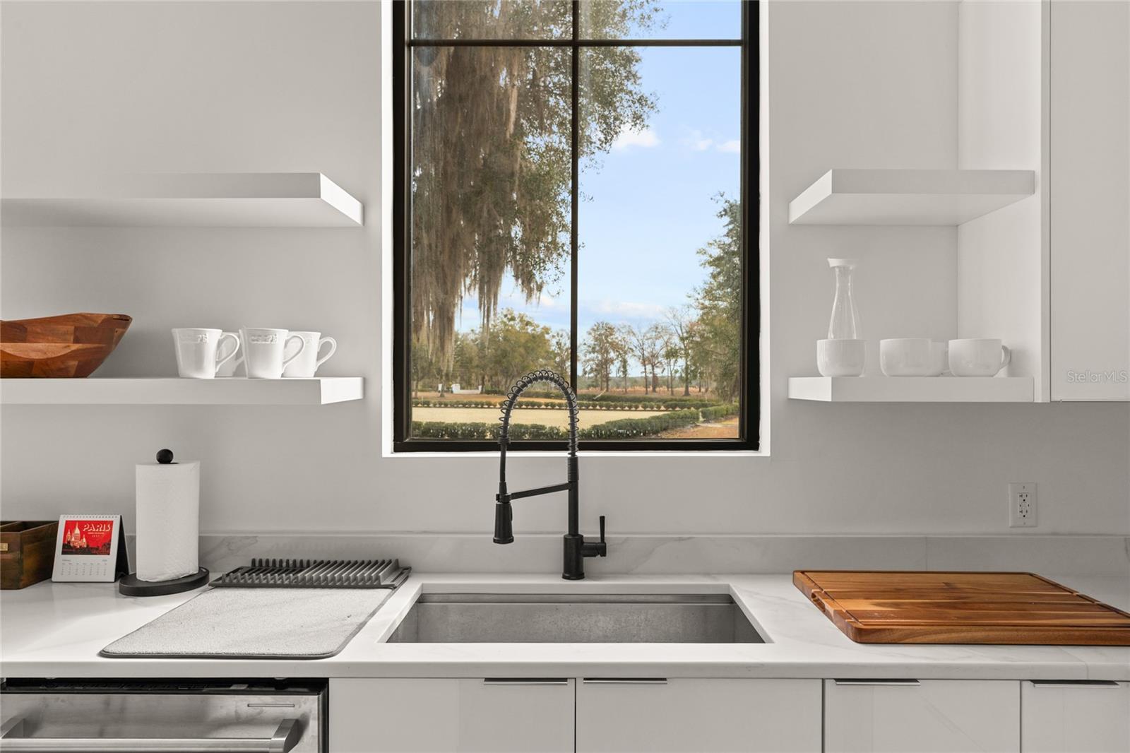 Listing photo id 37 for 12350 Nw Hwy 225 Hwy 225