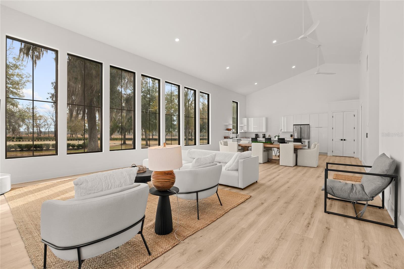 Listing photo id 42 for 12350 Nw Hwy 225 Hwy 225