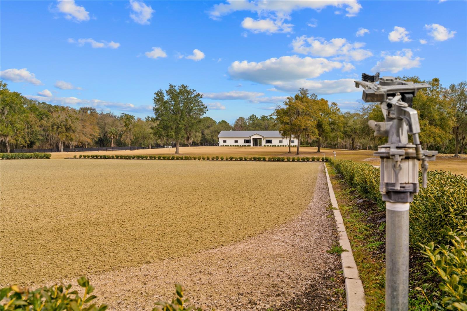 Listing photo id 60 for 12350 Nw Hwy 225 Hwy 225