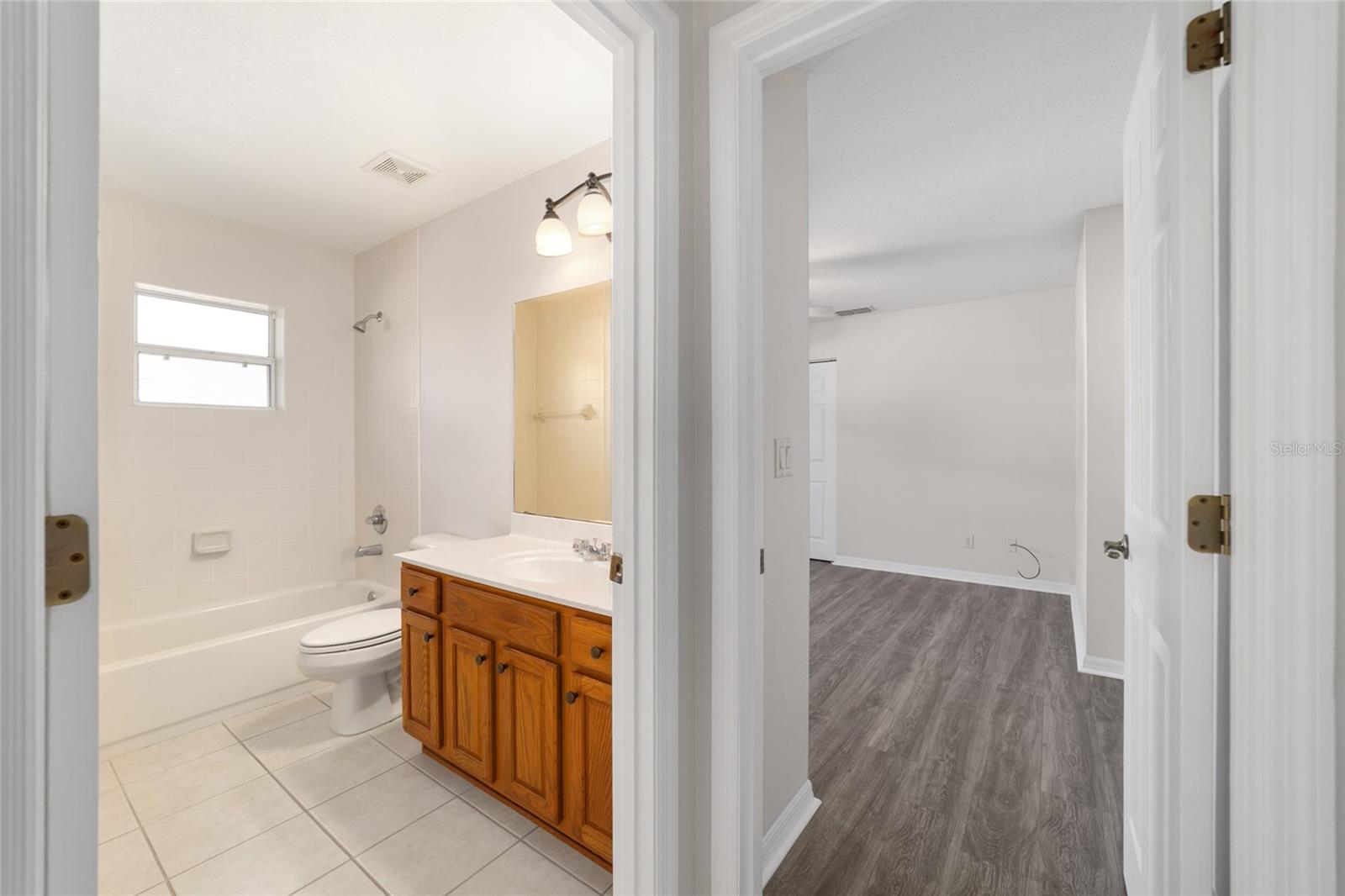 Image 11 of 18 For 4560 5th Court