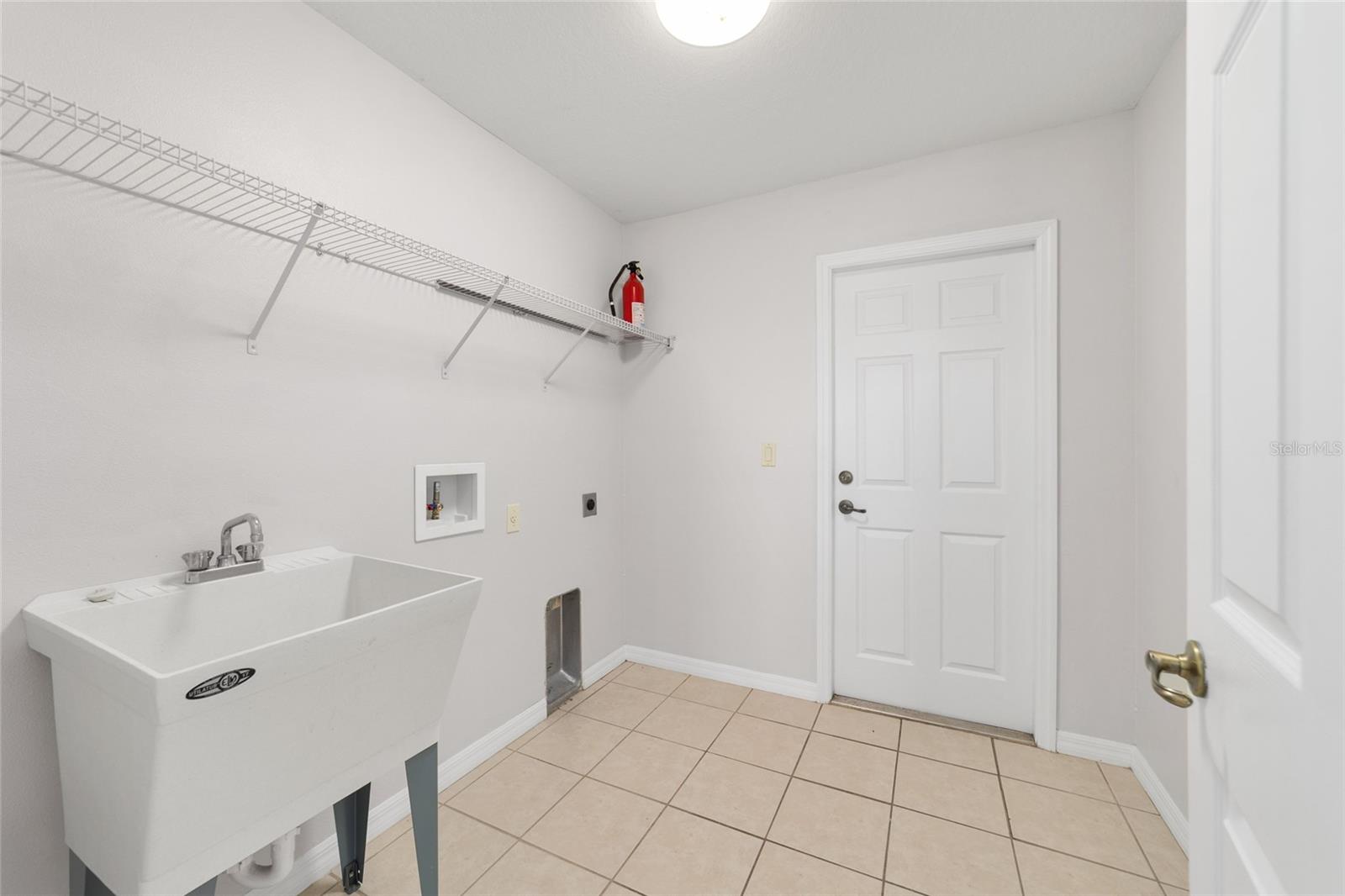 Image 15 of 18 For 4560 5th Court