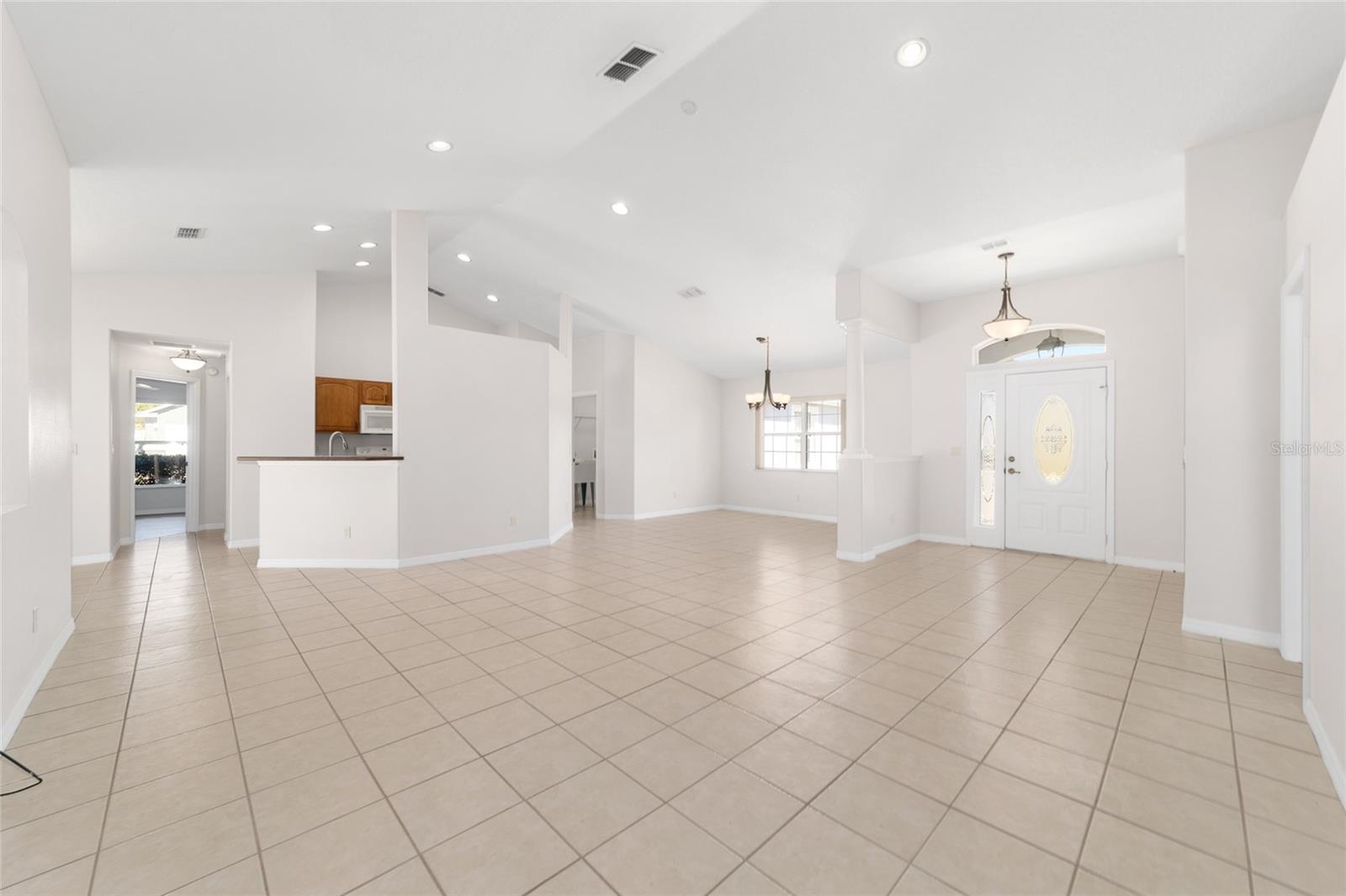 Image 4 of 18 For 4560 5th Court