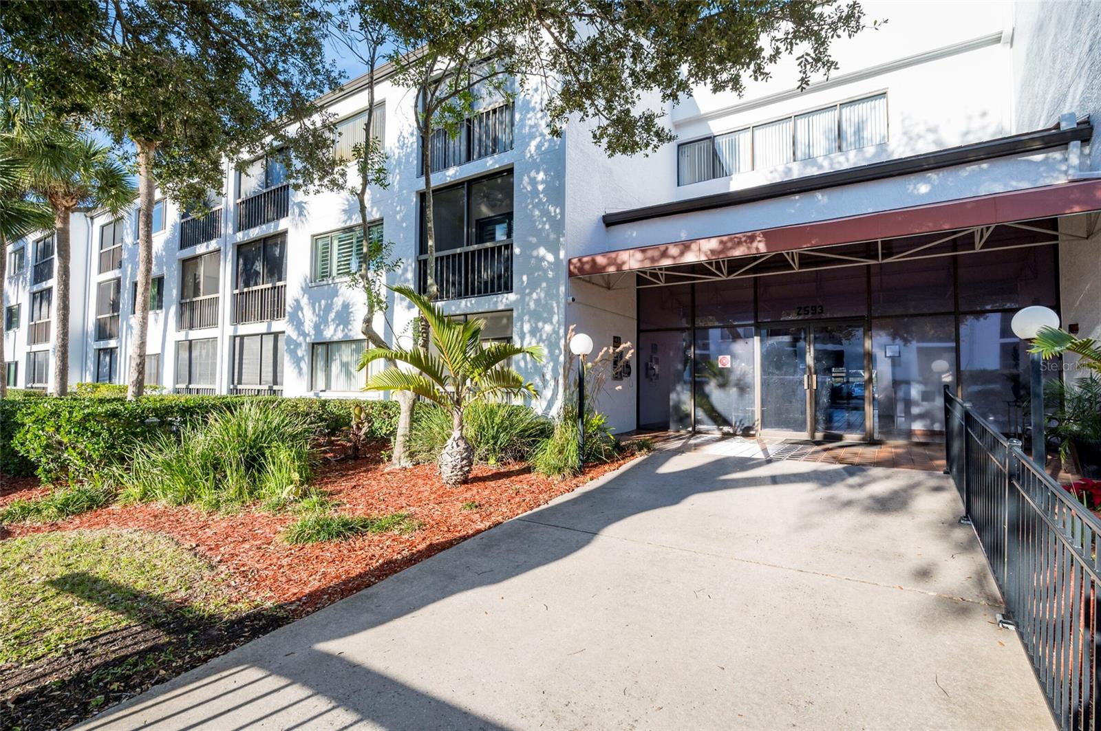 Image 27 of 32 For 2593 Countryside Boulevard 7307