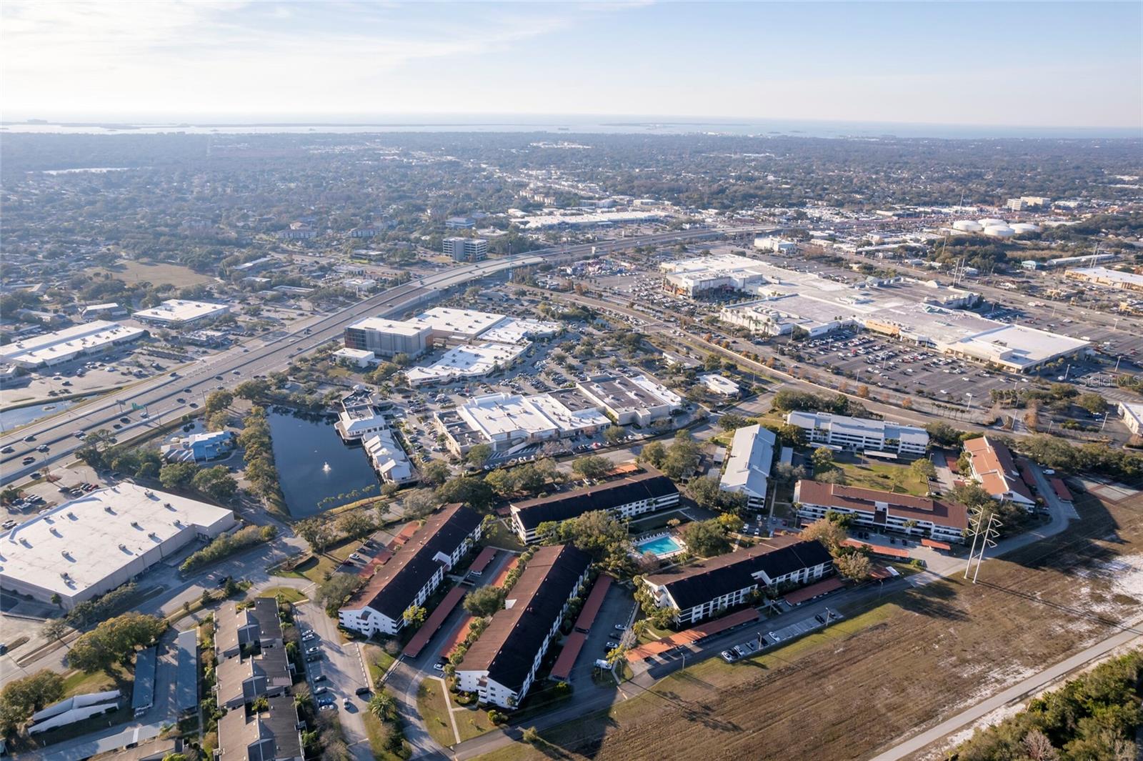 Image 31 of 32 For 2593 Countryside Boulevard 7307