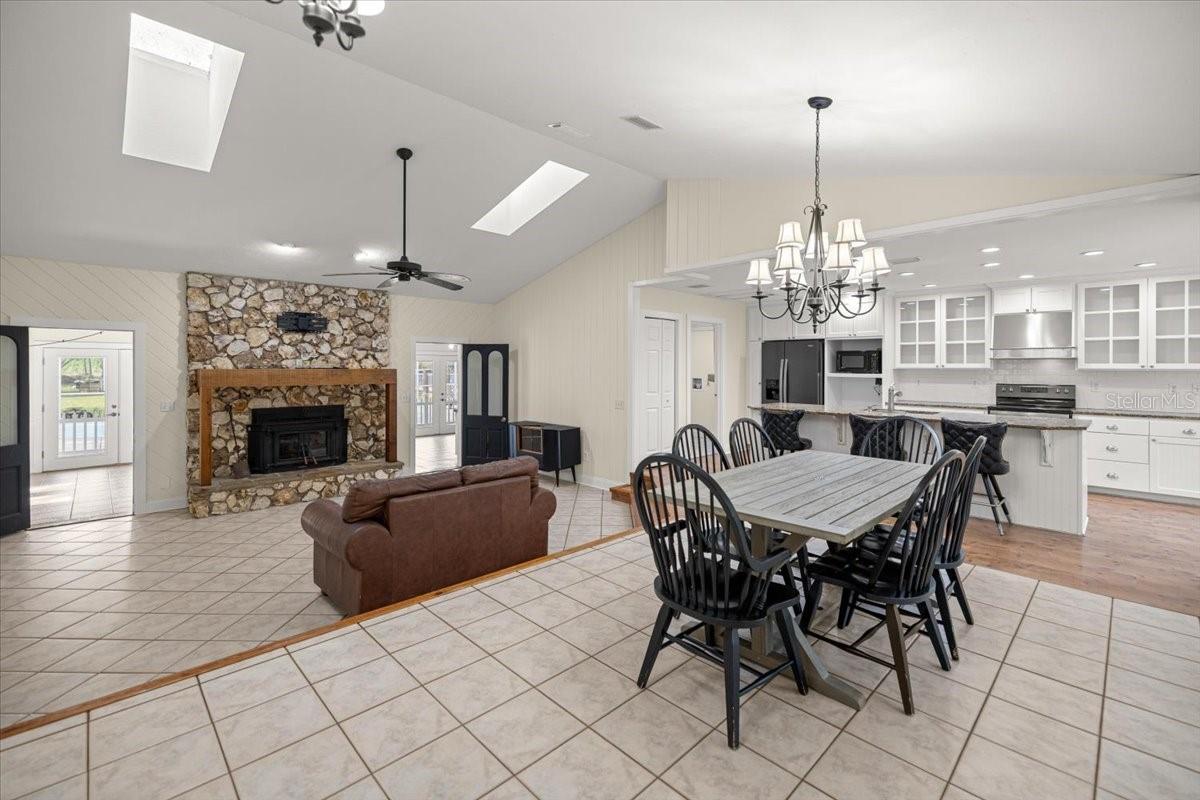 Image 12 of 68 For 23461 118th Street