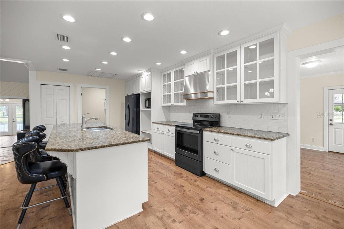 Image 16 of 68 For 23461 118th Street