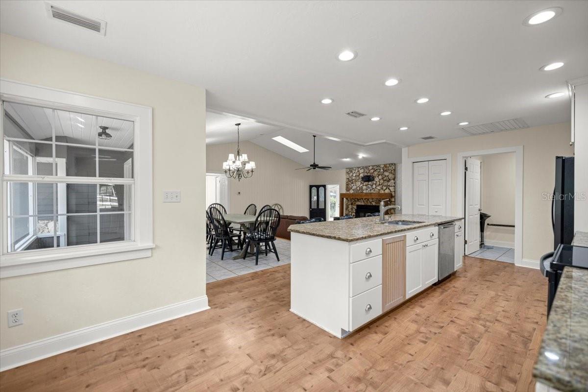 Image 18 of 68 For 23461 118th Street