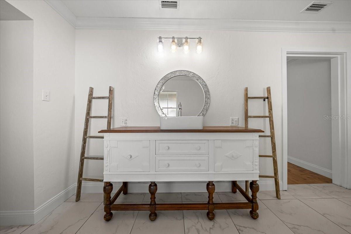 Image 28 of 68 For 23461 118th Street