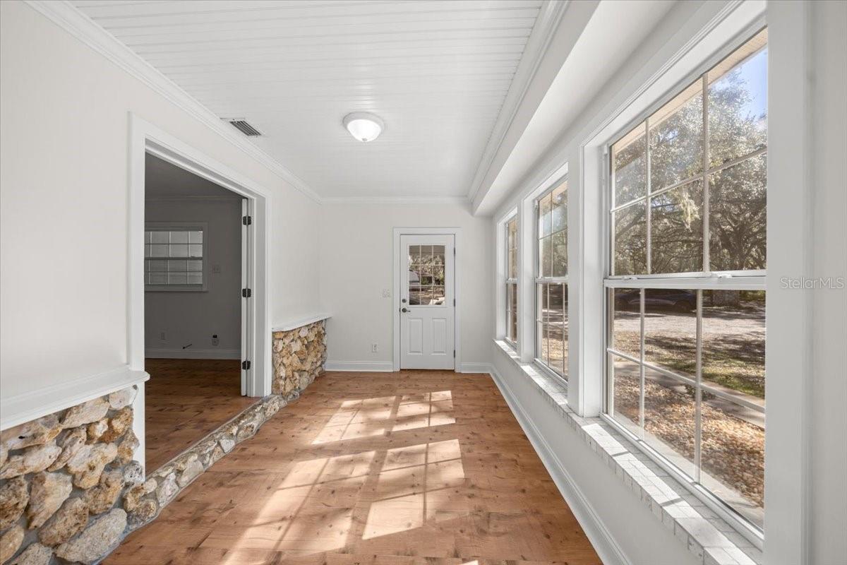 Image 34 of 68 For 23461 118th Street