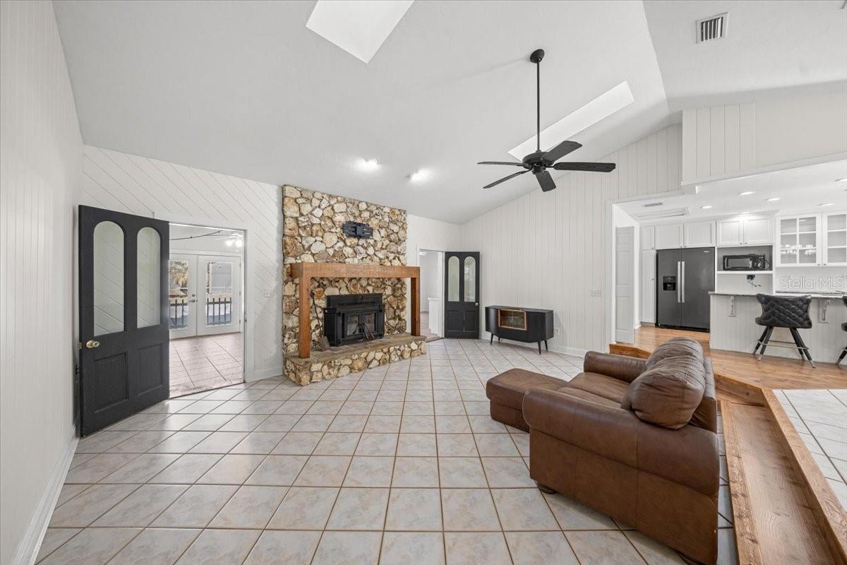 Image 9 of 68 For 23461 118th Street