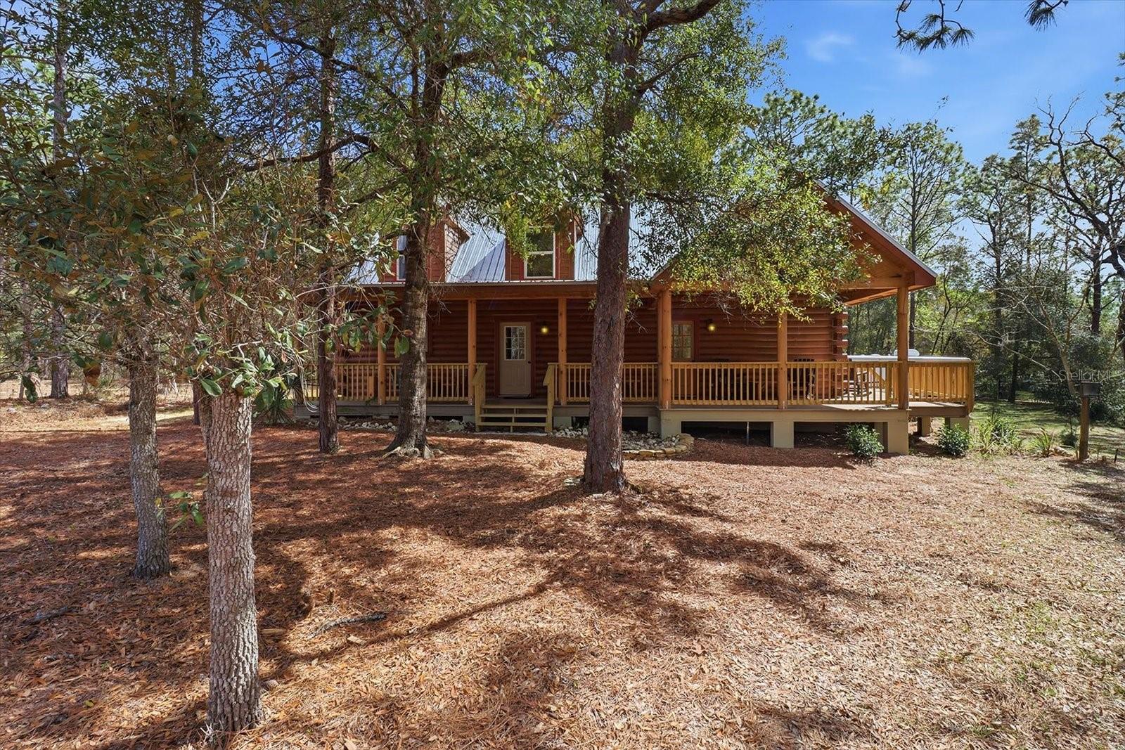 Listing photo id 1 for 8863 Evans Avenue