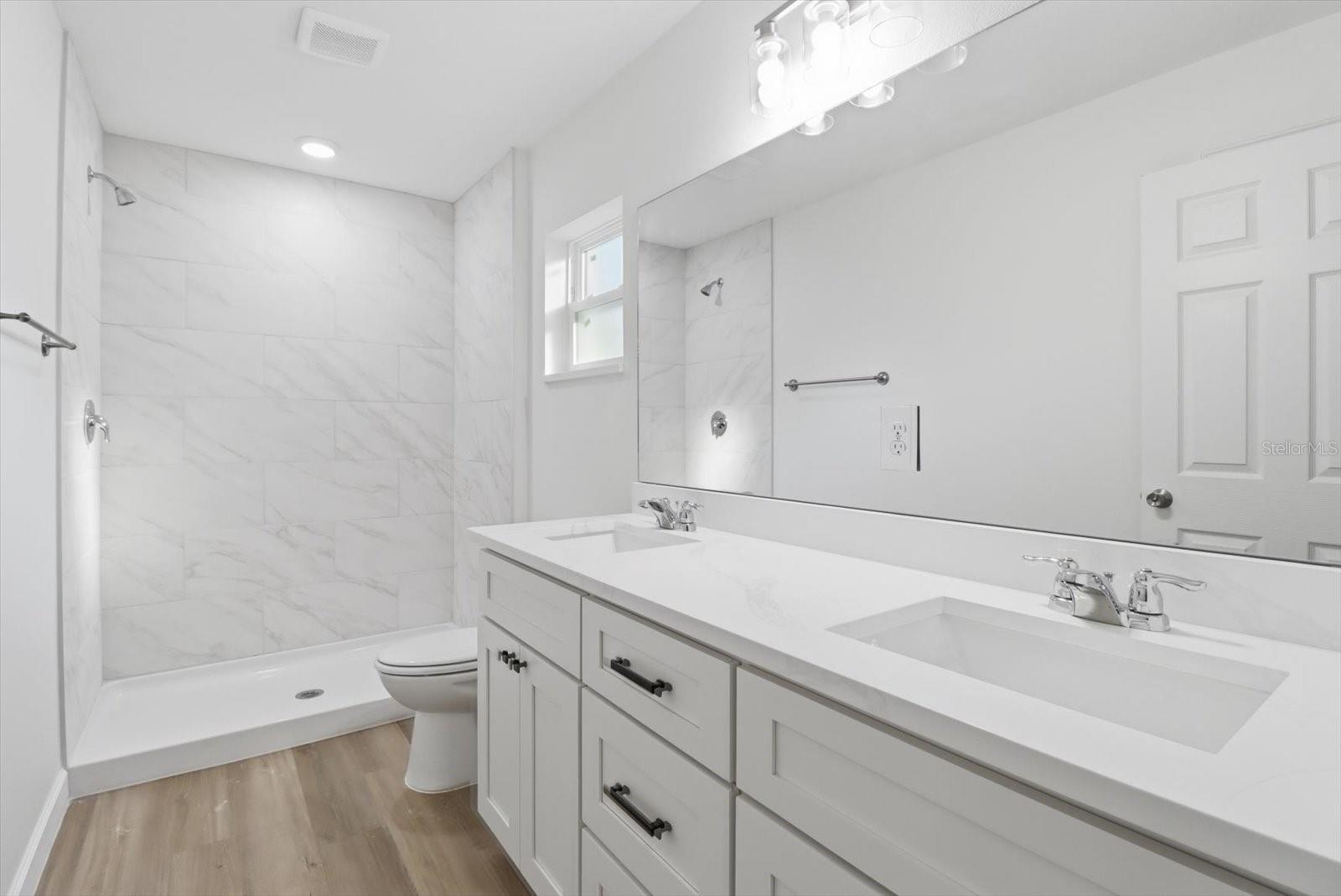 Listing photo id 28 for 2992 Camilo Drive