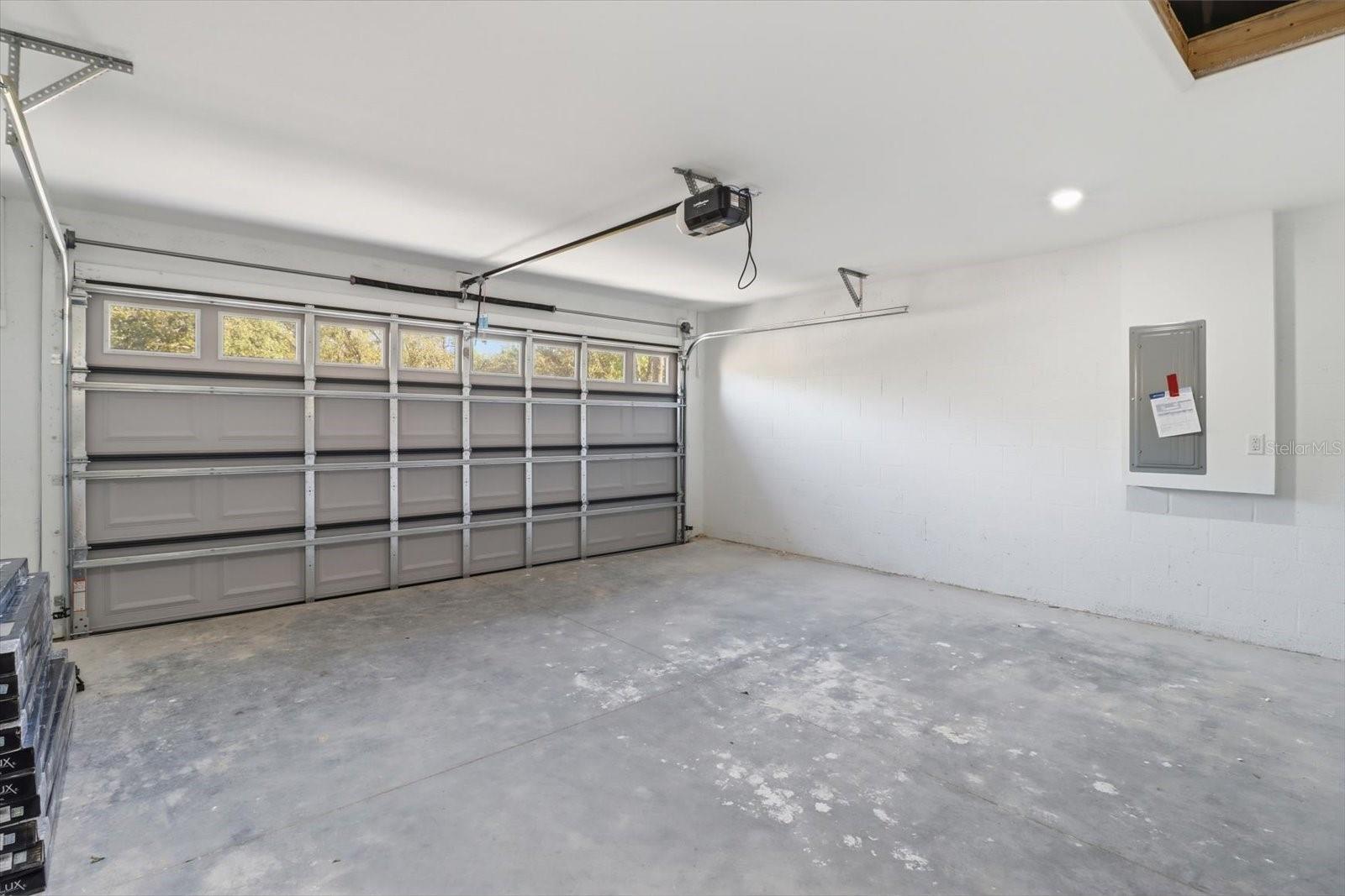 Listing photo id 31 for 2992 Camilo Drive