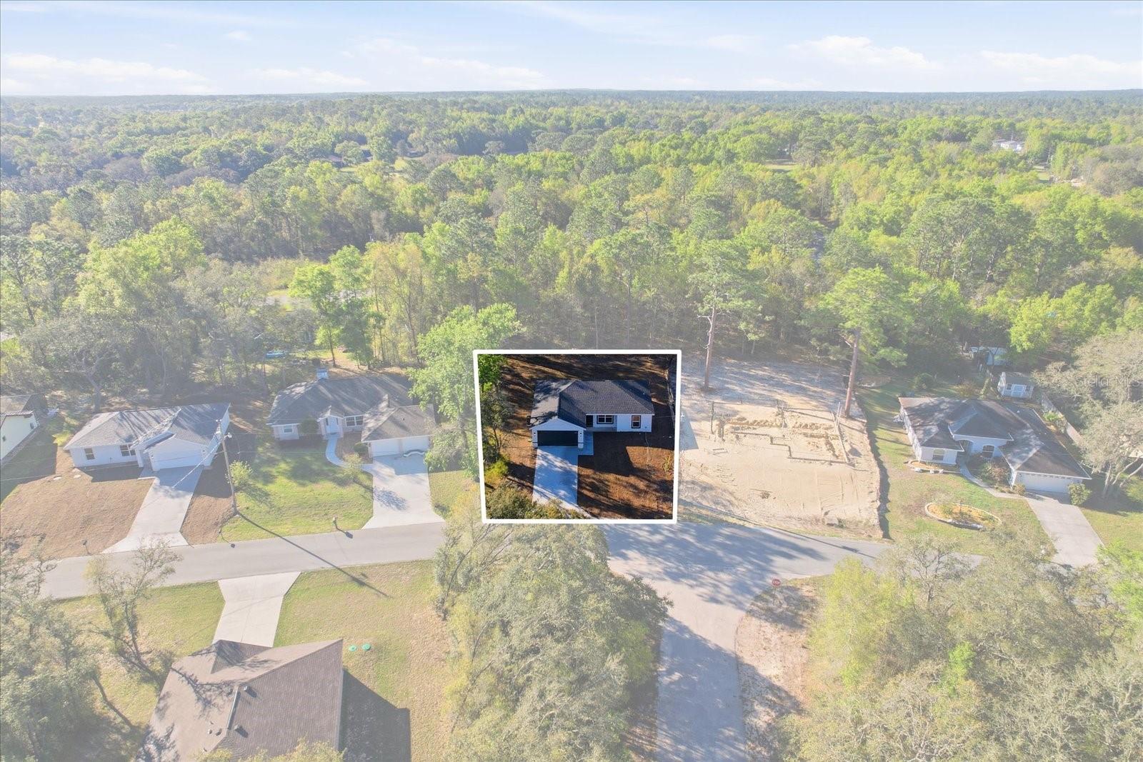 Listing photo id 37 for 2992 Camilo Drive