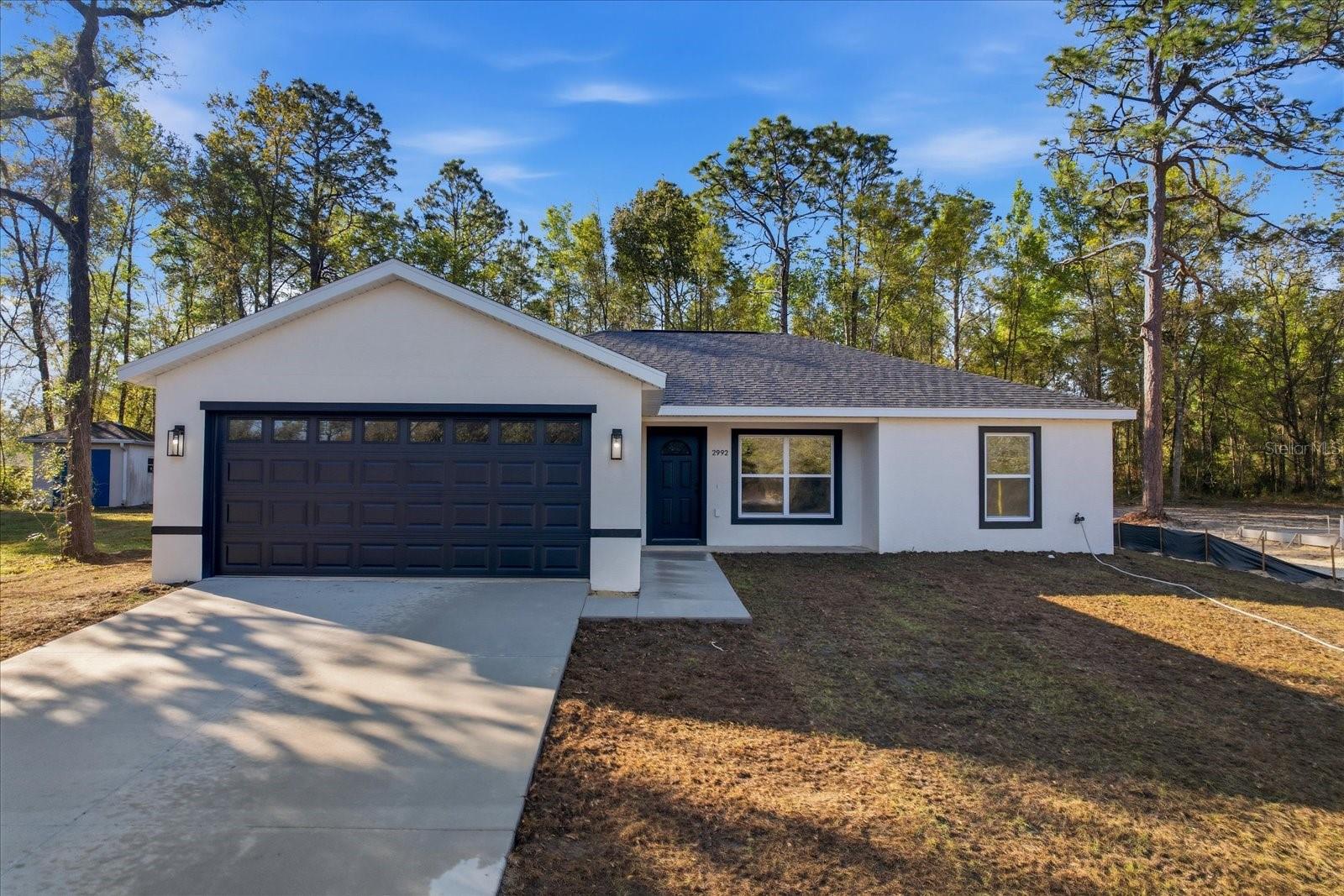 Listing photo id 4 for 2992 Camilo Drive