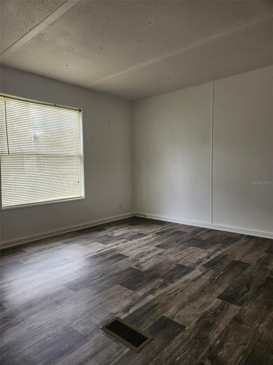 Image 13 of 14 For 2122 Cr 426  